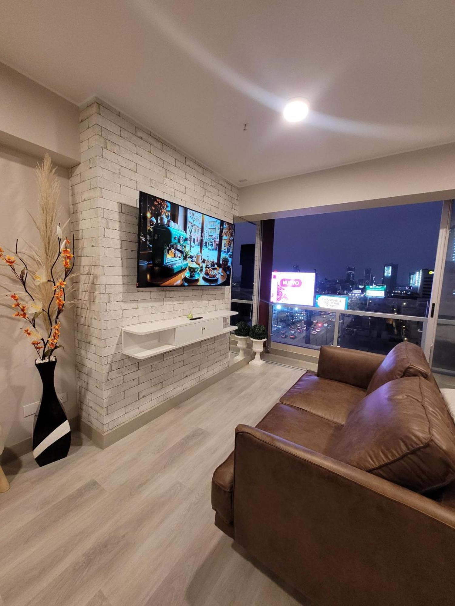 Minidepa En Javier Prado Appartement